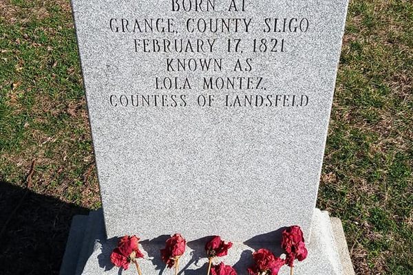 Grave - Green Wood Cemetery