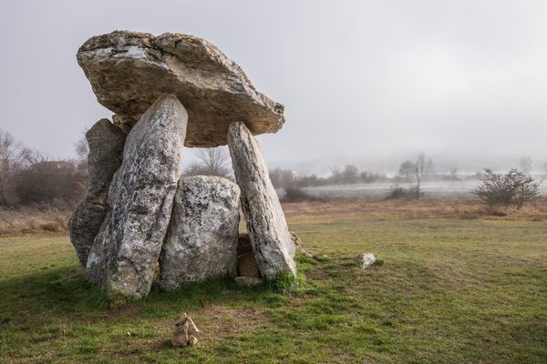 Dolmen “Sorgiñetxe” (“witch’s house”)