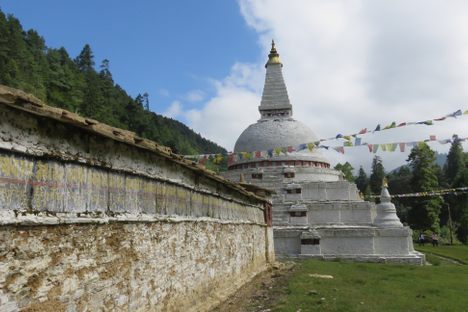 Chendebji Chorten.