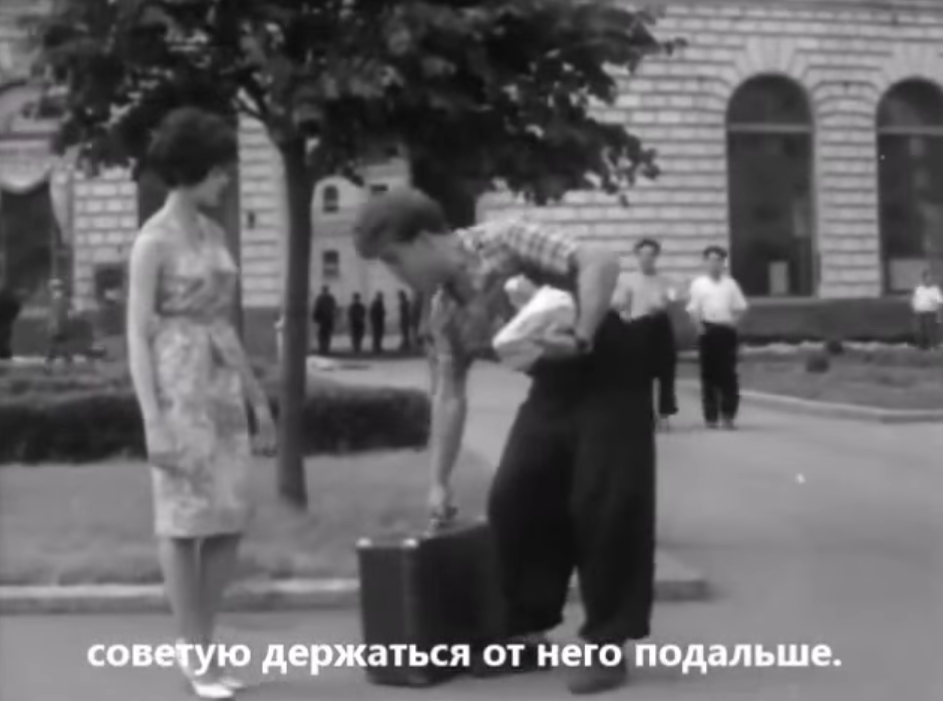 The suitcase gag, Moscow-style.