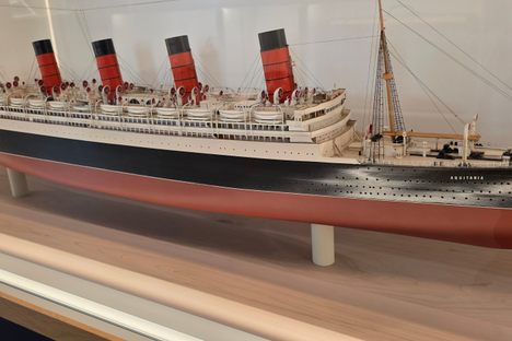 RMS Aquitania (built 1993)