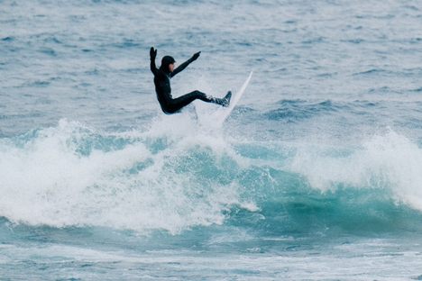 These Intrepid Surfers Chill Out Riding the Great Lakes' Wintry Waves