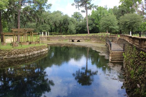 Radium Springs