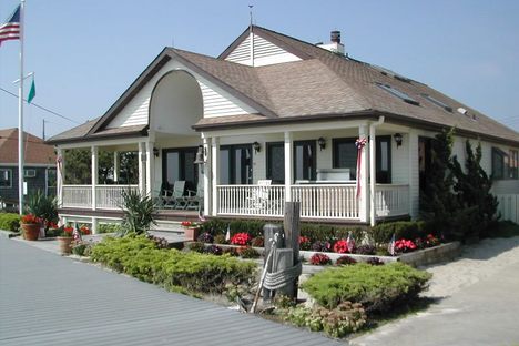The Sinatra House