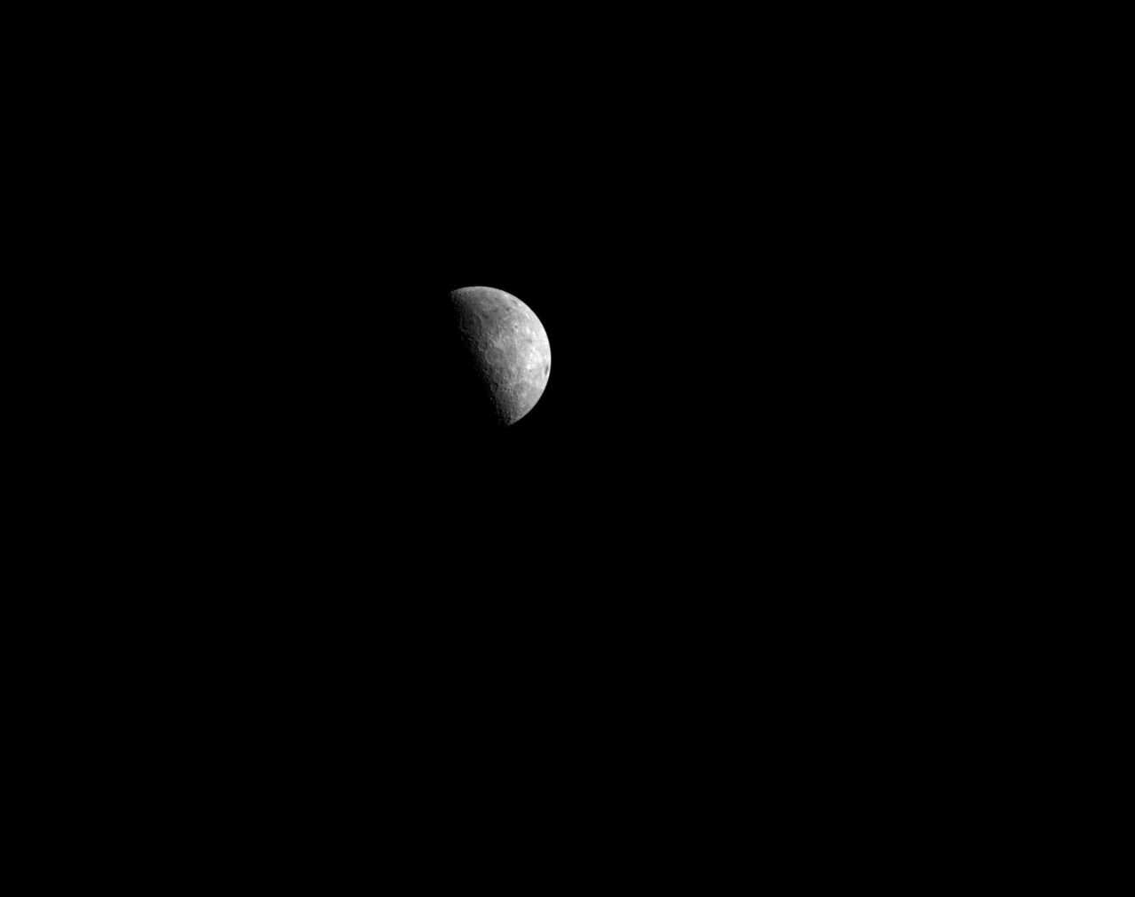 Don't believe the hype about object 2024 PT5 being a "mini-moon." We have only one moon, seen here during the Artemis I mission in 2022. 