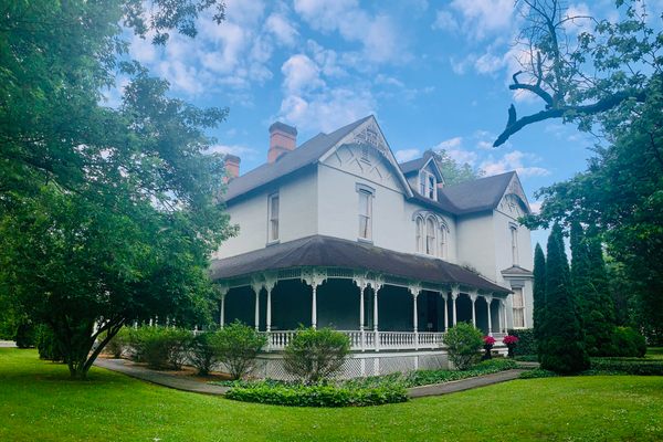 Falcon Rest Mansion veranda