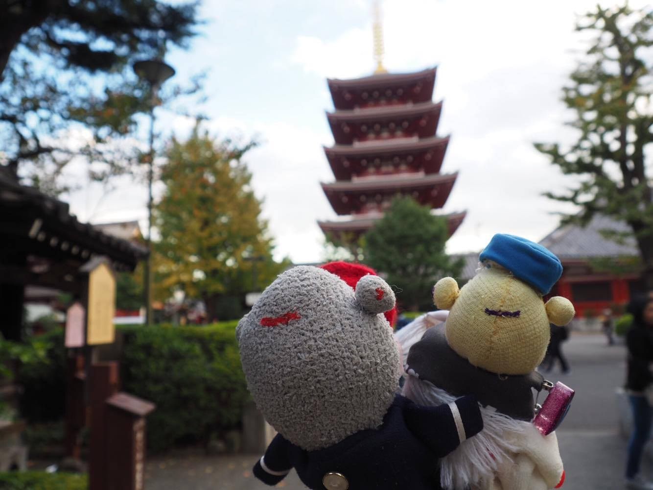 Sonoe Azuma's stuffed eel Unagi (at left), and another Unagi are the official tour guides of Unagi Travel Agency.