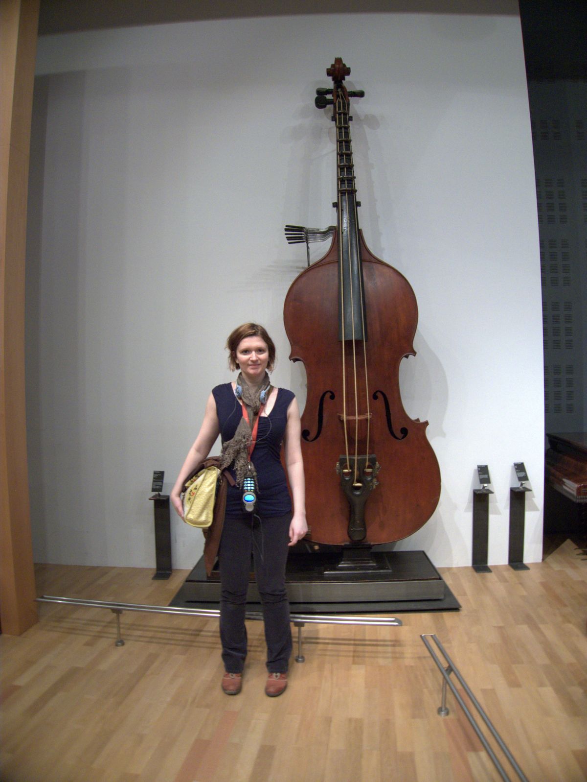 Octobass instrument online