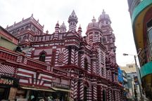 The fanciful Jami-Ul-Alfar Mosque dates from 1909 