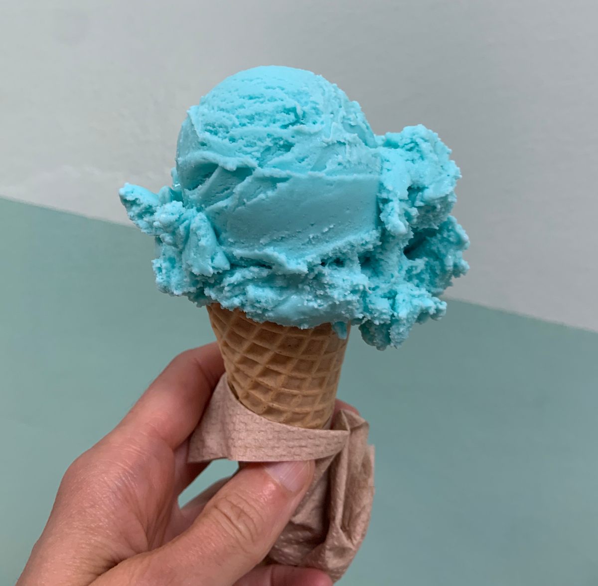 The Enduring Midwestern Mystery of Blue Moon Ice Cream - Gastro Obscura