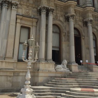 The courtyard Palace entrance, from which guided tours start