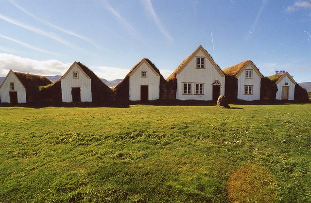 Relatively homogenous and very nationalistic, Icelandic culture places heavy emphasis on tradition. 