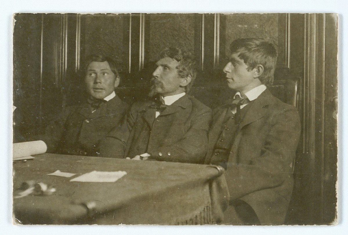 Jørgen Brønlund, expedition leader Ludvig Mylius-Erichsen, and fellow Danish explorer Knud Rasmussen.