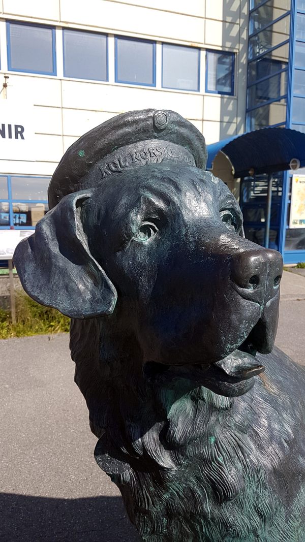 Honningsvåg Bamse Statue in Nordkapp, Norway