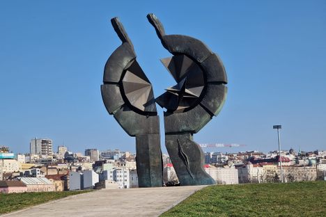 The monumenmt