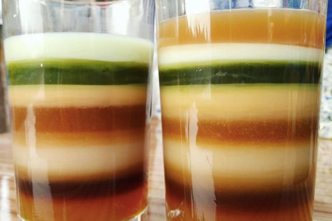 Yes, the glass on the right has eight layers.