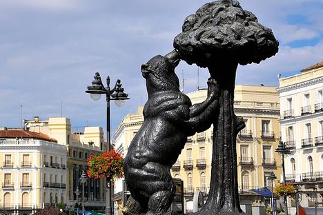 The sculpture.