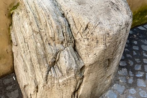Close up of the markings on the stone