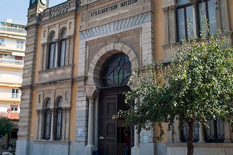 Yeni Camii, main entrance