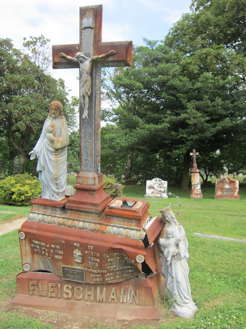 Most Holy Trinity Cemetery Brooklyn, Bushwick, NYC