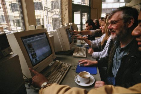 The Cyberia Cafe in London, 1995. Internet cafes are now vanishingly rare. 
