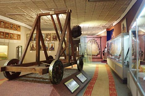 Reconstruction of a catapult.