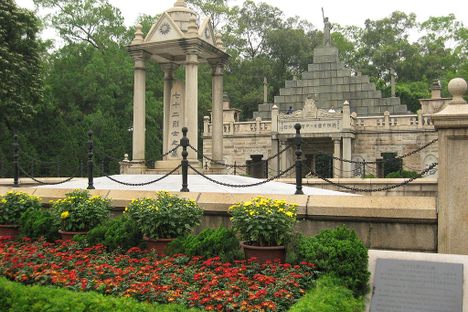 Huanghuagang Mausoleum of the 72 Martyrs