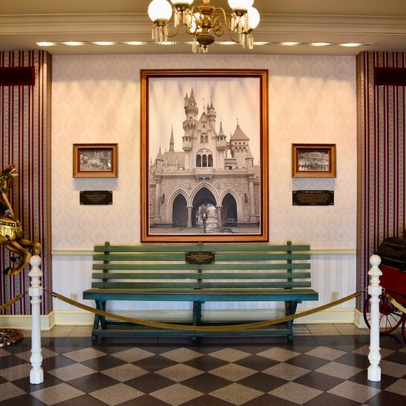 Walt Disney's Bench – Anaheim, California - Atlas Obscura
