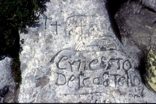 Inscriptions from the “briganti” of the Majella region.