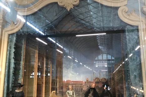 Play theatre with museum reflected in the glass
