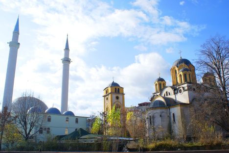 Contrast of religious architecture. 
