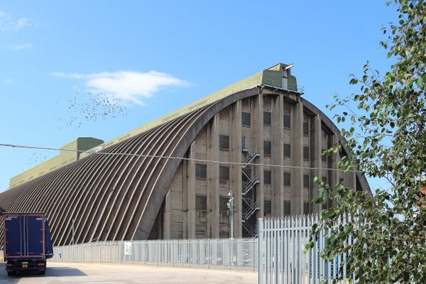 The rear of the Tate and Lyle Sugar Silo.