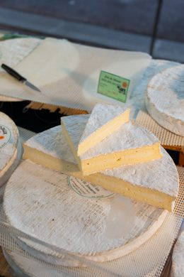 A History of Brie de Meaux Cheese