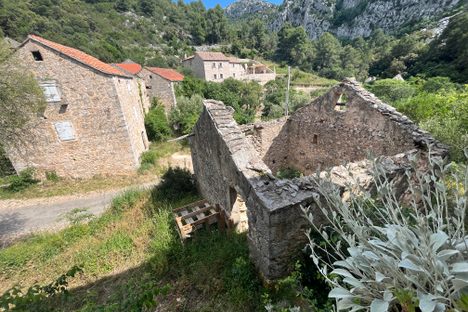 Abandoned Village of Malo Grablje