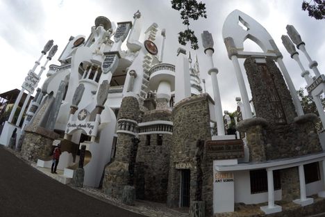 Castillo Mundo King.