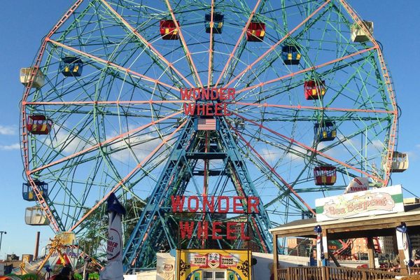 Ferris Wheels of the Tokyo Area – H&R Group K.K.