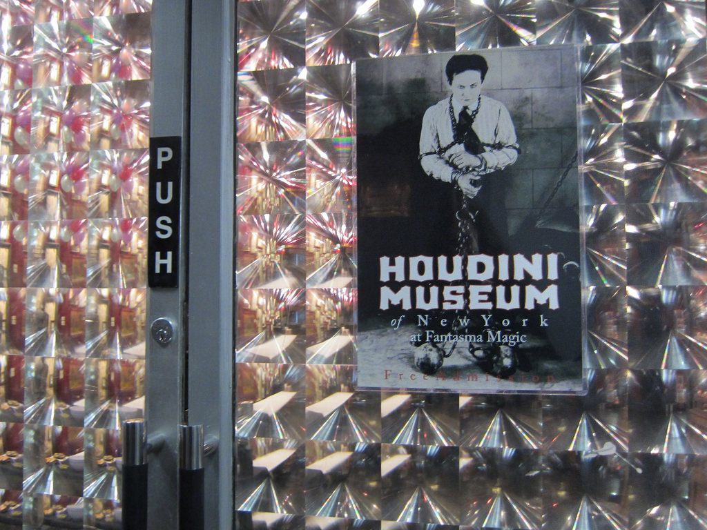 Houdini Museum in Fantasma Magic, NYC