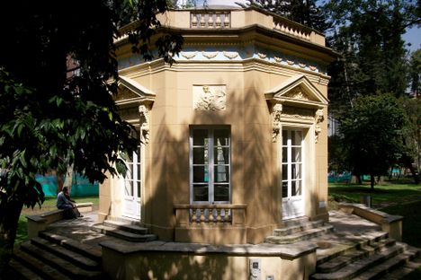 Light Kiosk