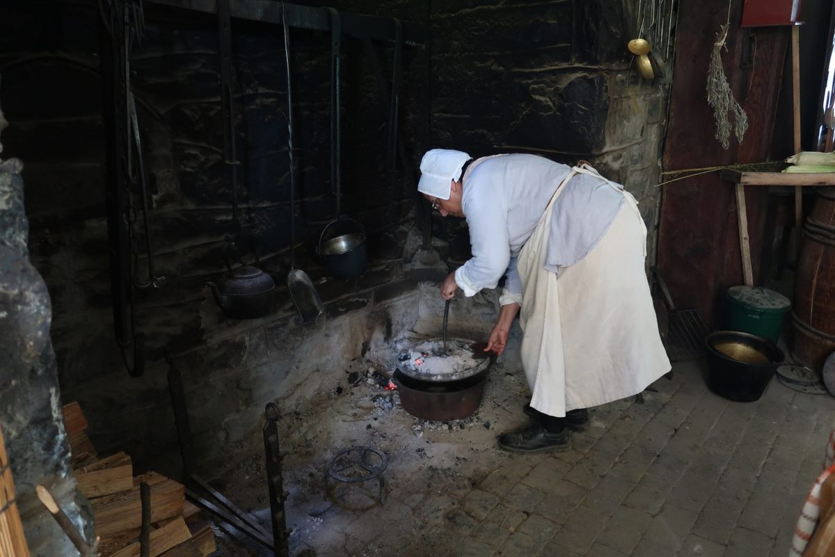 Schmeichel baked her raisin pie over hot coals in one of the museum's hearths.