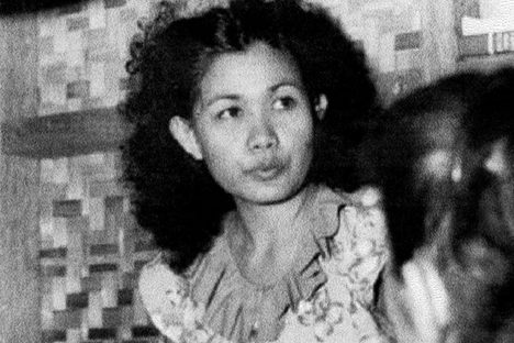 Before joining the Central Luzon Huks as Commander Liwayway, Remedios Gomez-Paraiso was known in her rural town for her poise and beauty.