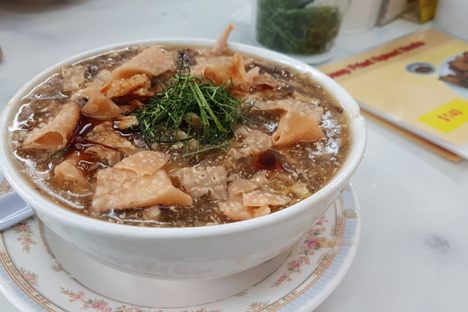 A beautiful bowl of Snake Soup from Shia Wong Hip, Sham Shui Po, Hong Kong