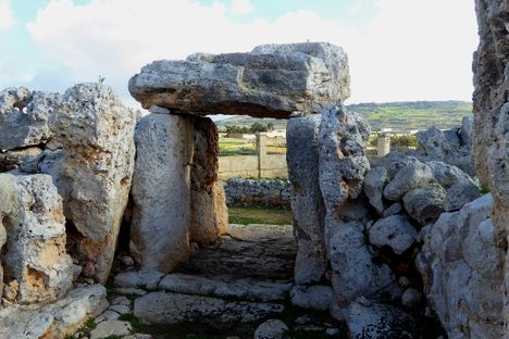 Trilithon at the southern temple