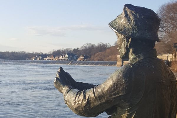 A closer view of the sculpture