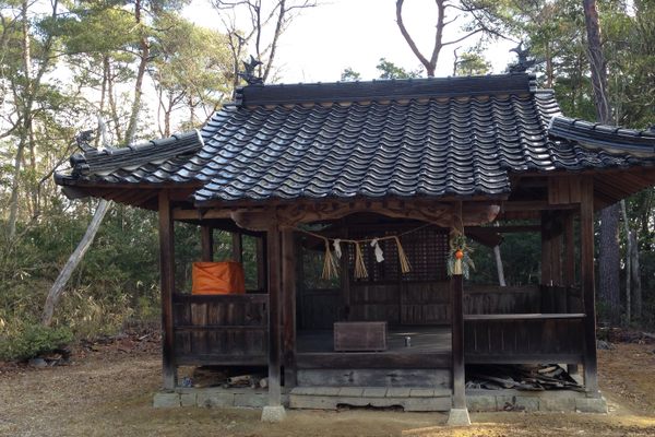 Mahō Jinja (Magical Shrine)