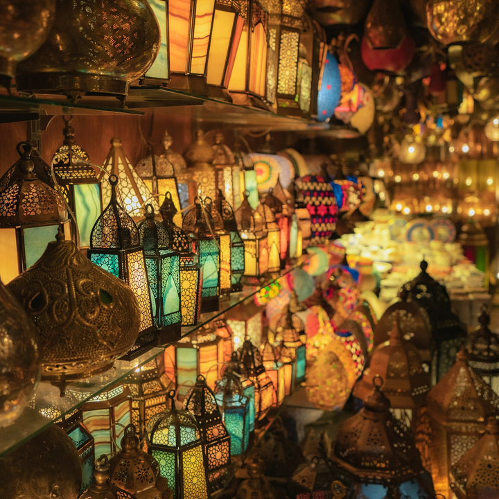Search for hidden treasures in Cairo's Khan el-Khalili souk