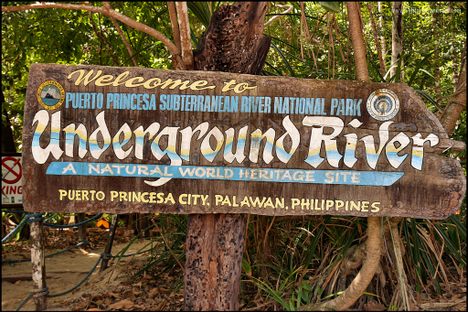 Welcome sign.
