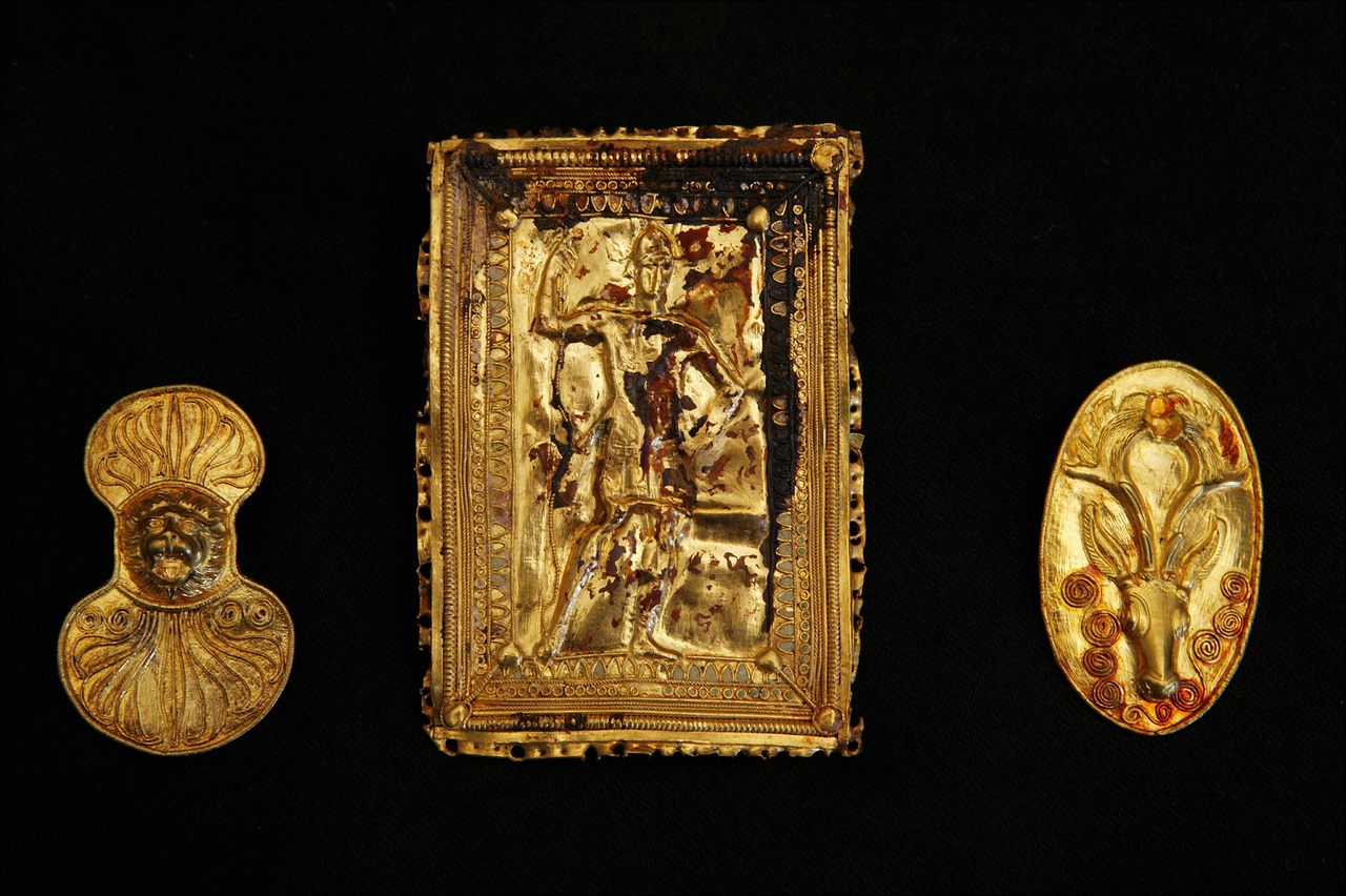 Some of the golden artifacts found in the mausoleum of Thracian King Seuthes III.