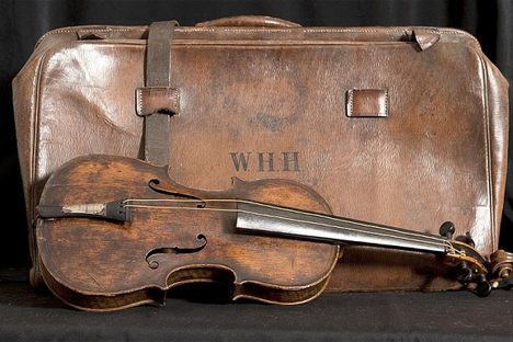 The Violin That Serenaded the Doomed Titanic Voyagers Arrives in the US
