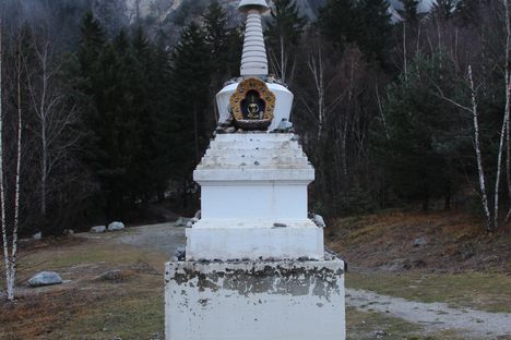 Chorten to protect the Bhutanese Bridge over the Illgraben
