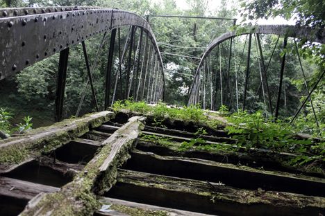 Springfield-Des Arc Bridge